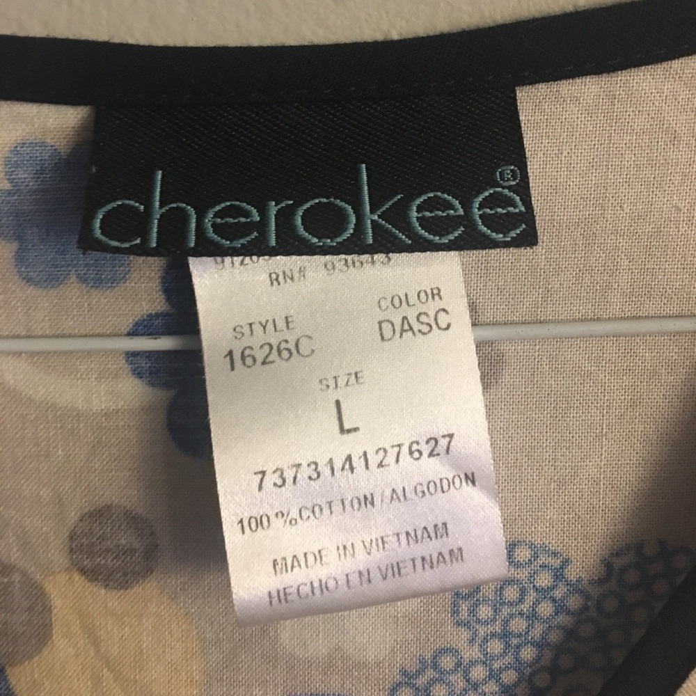 Scrub Top - Picture 3 of 3